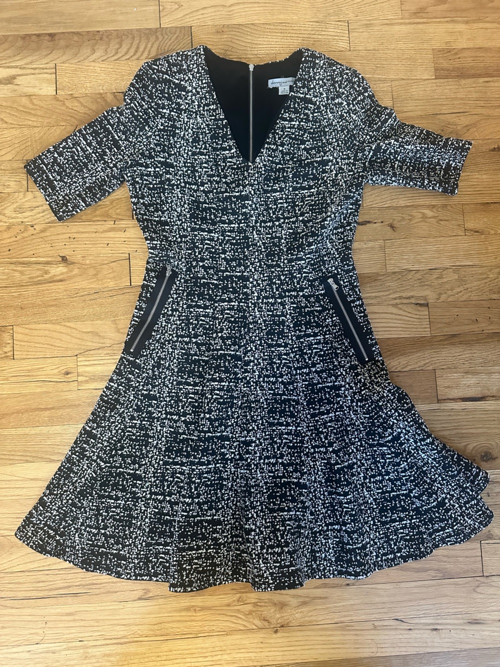 Danny and Nicole Black and White Textured Knit Women's Sweater with Zip Detail